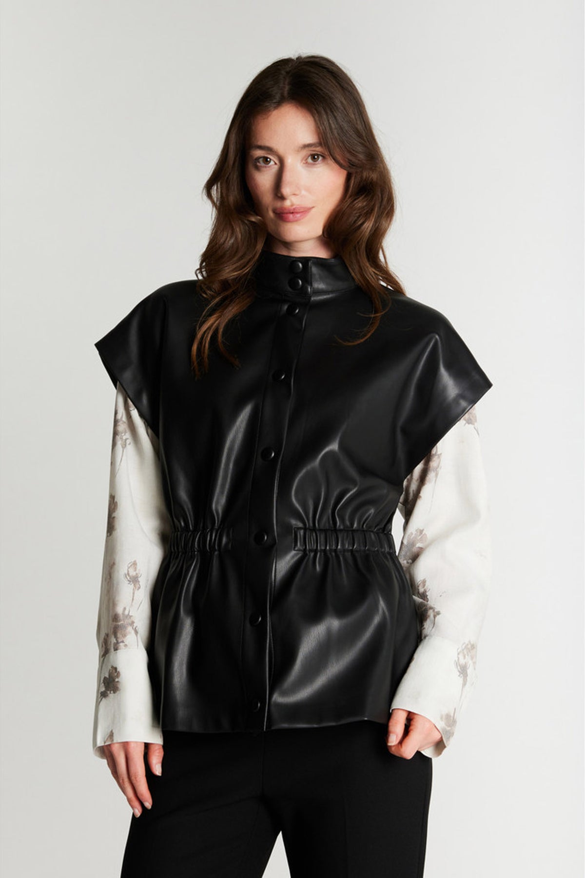 7744RDFTilda vegan vest 20 Black - RDF971