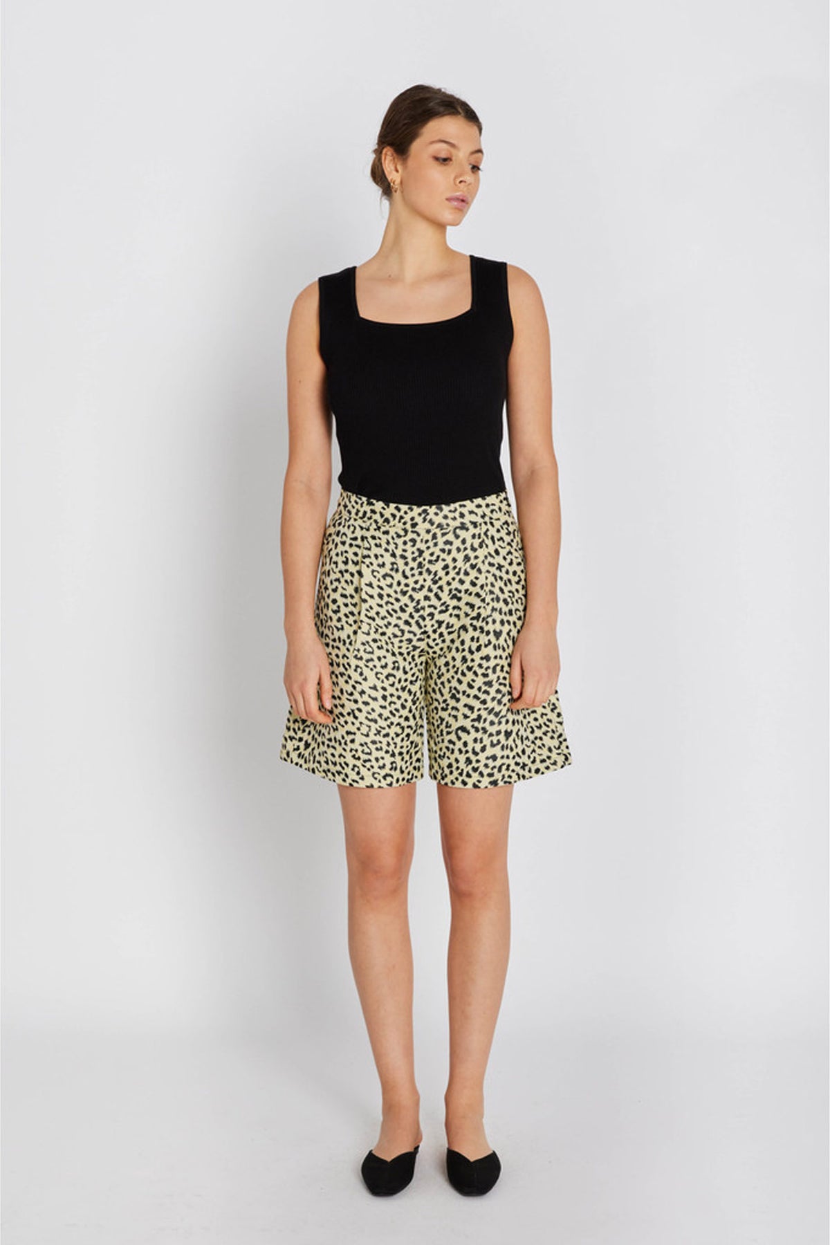 7756RDFFenja shorts 703 Soft yellow - RDF829