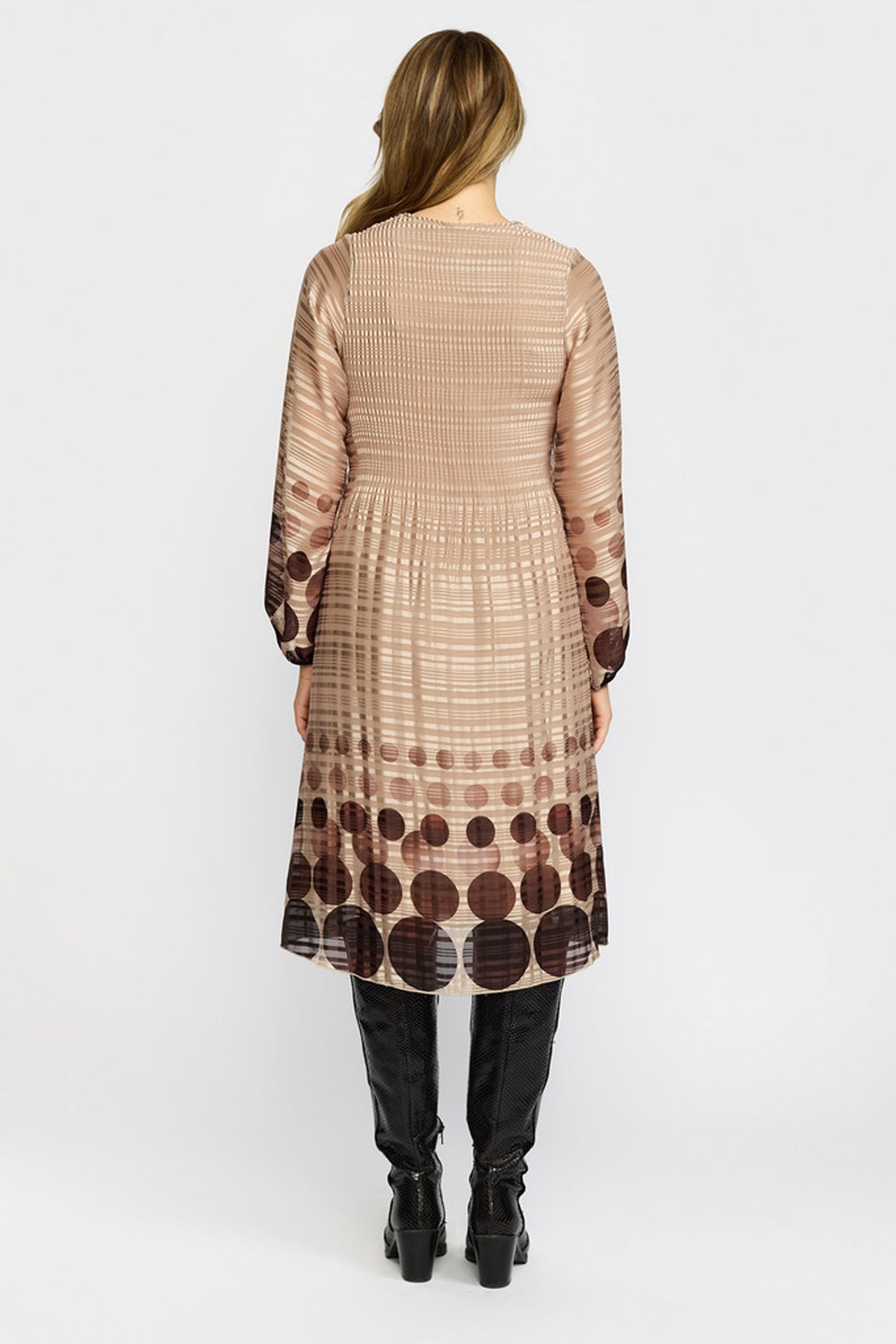 Alberta 141 GOLDEN - 1021397