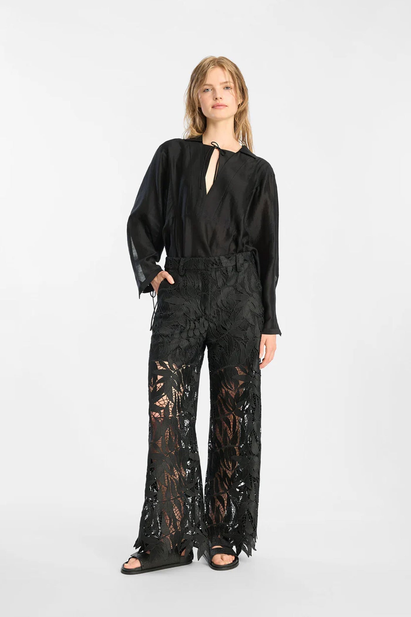 BABETTE 2-Black - 1022/26130