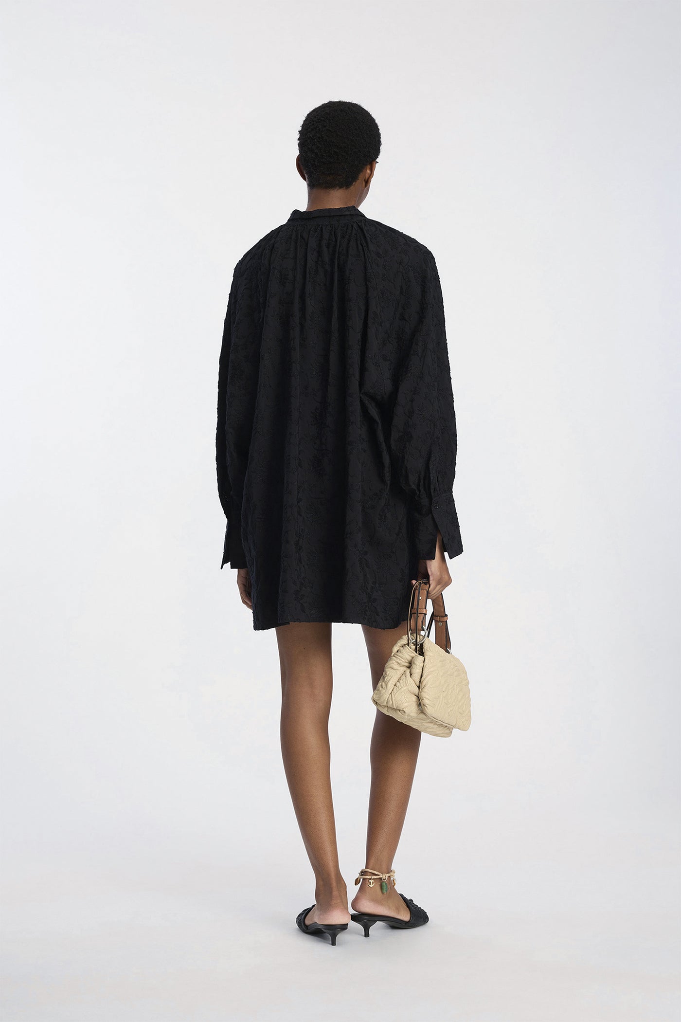 BETULLI 2-Black - 1328/26127