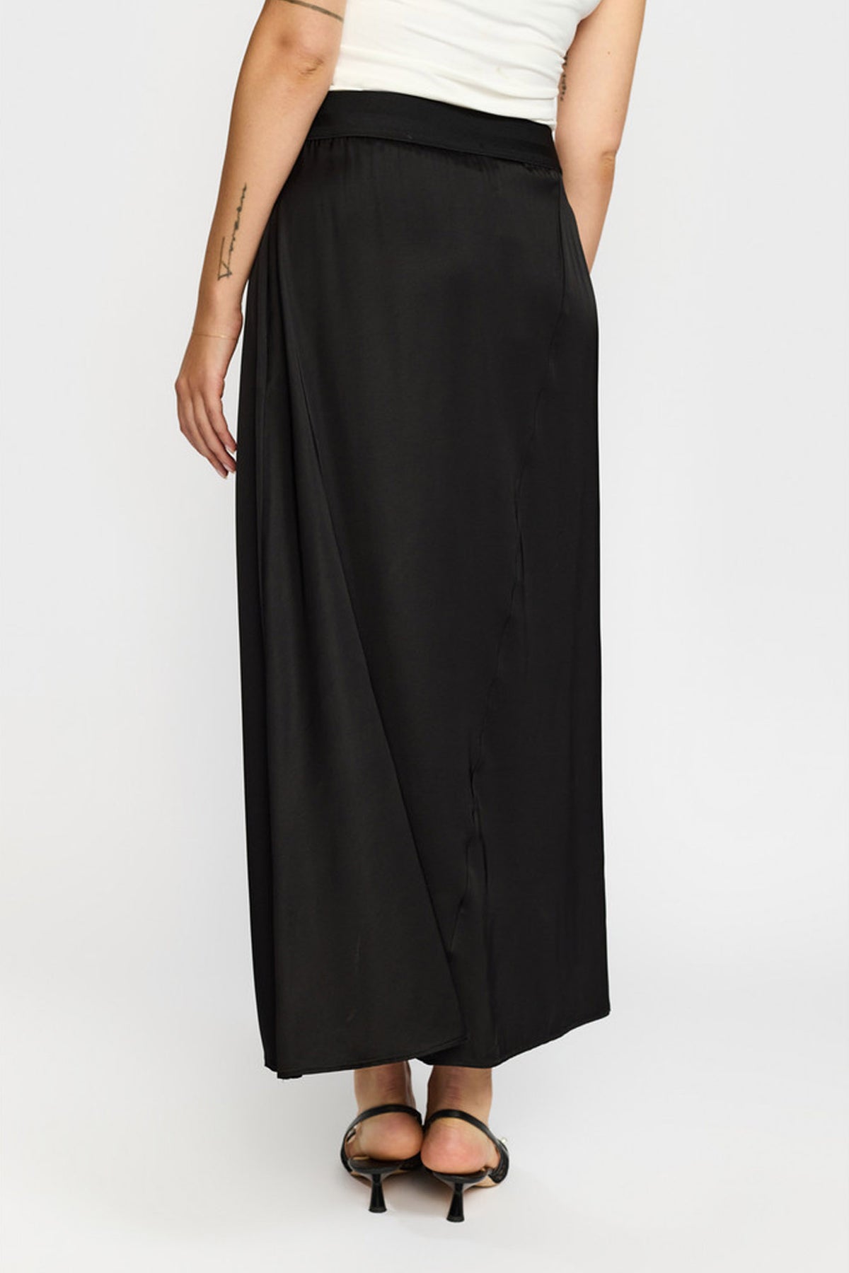 CARLA 807 BLACK - 1021404