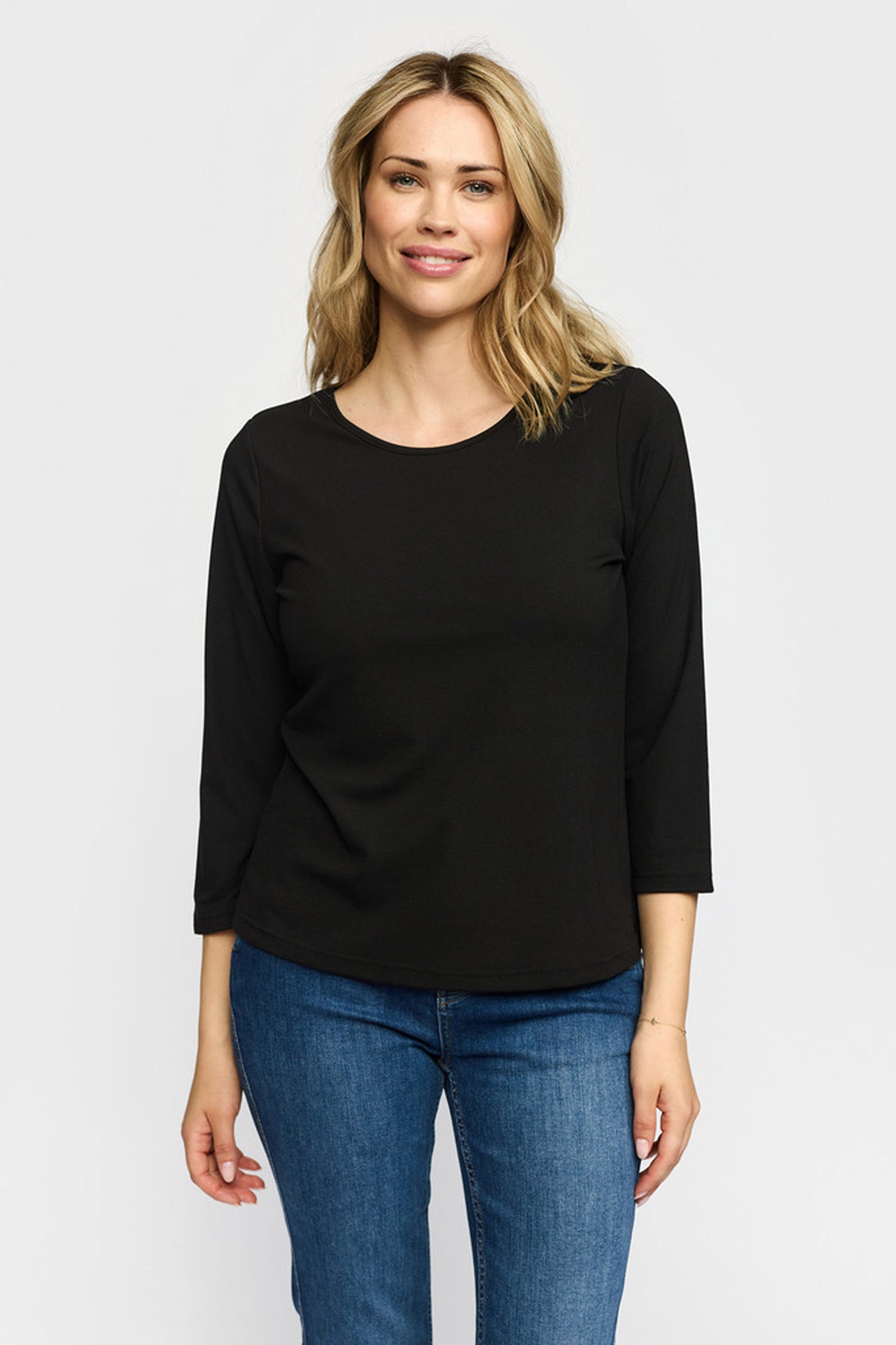 Elie Black - 10214411616