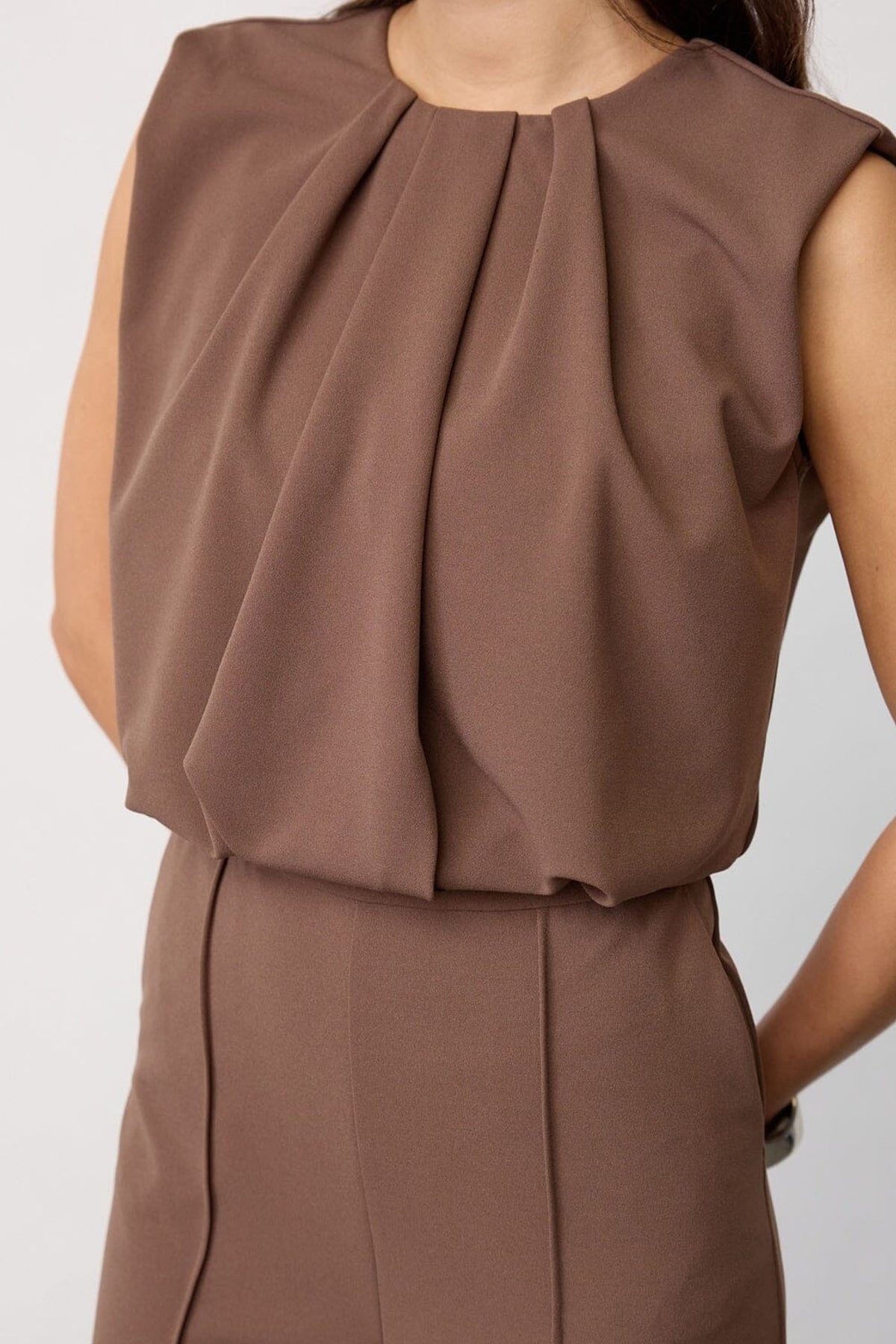FalconCC Pleat LL Suit 154-Walnut - 31656