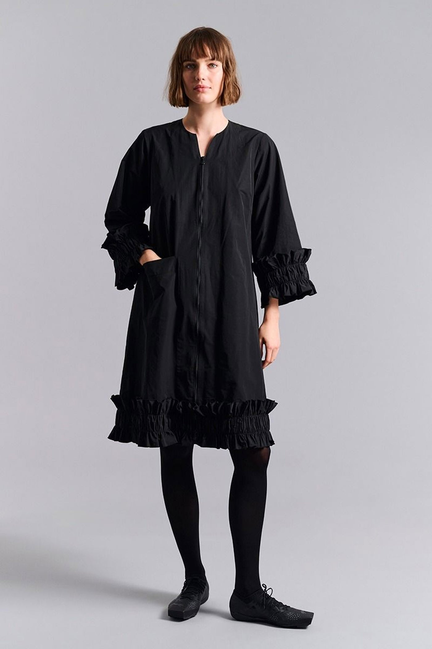 Fukkura poplin kjole med lynlås Black - 259-2380-5496
