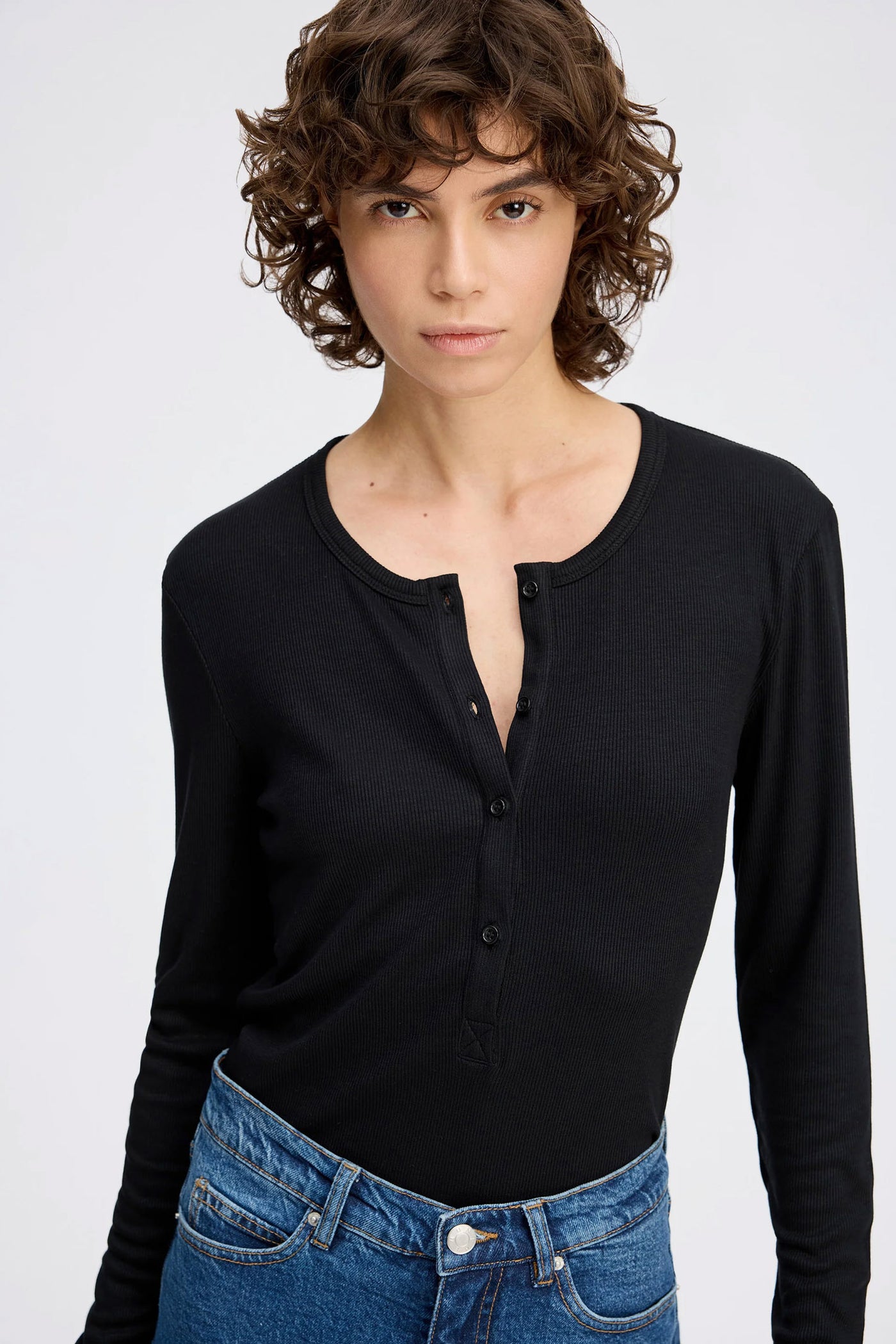 GRACE 2-Black - 1123/24769