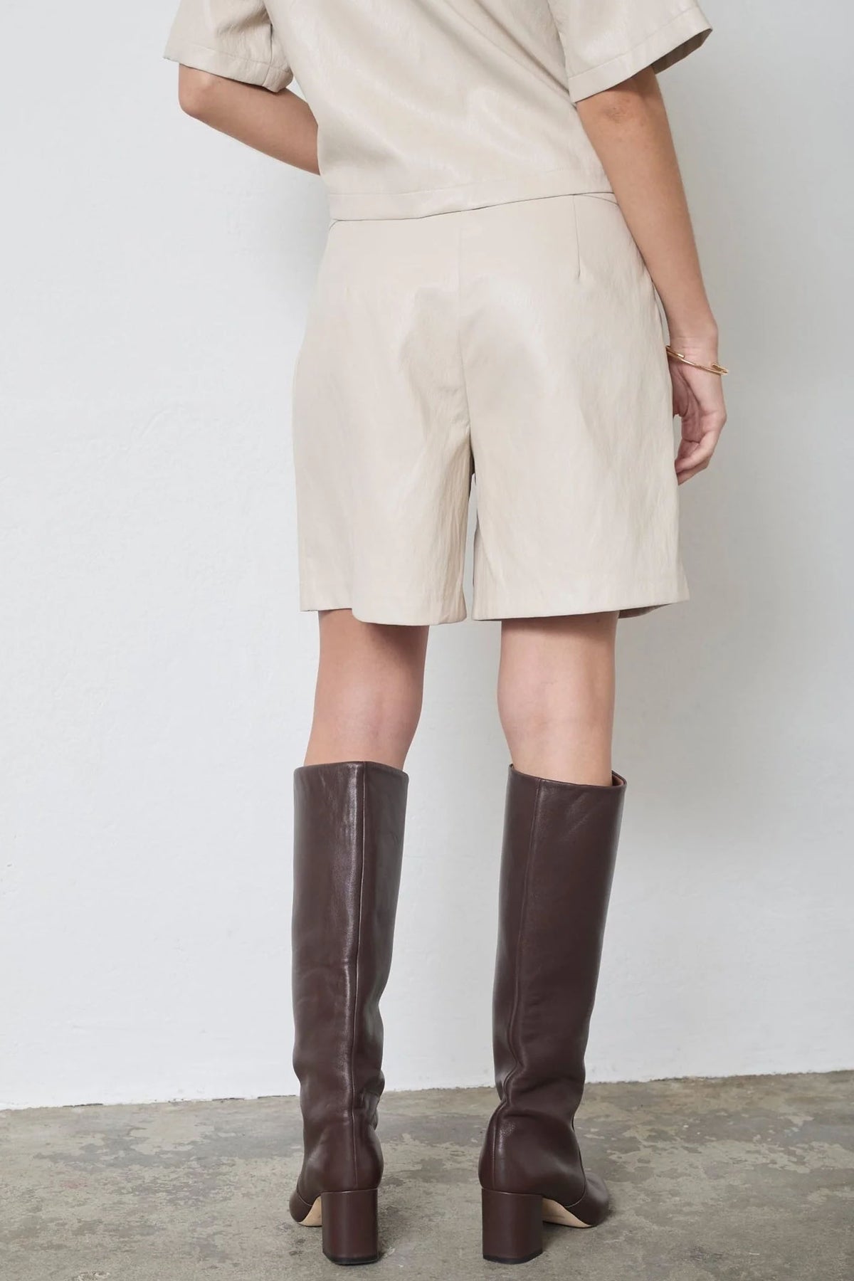 GittCC Pleat Shorts 199-Bone - 41070