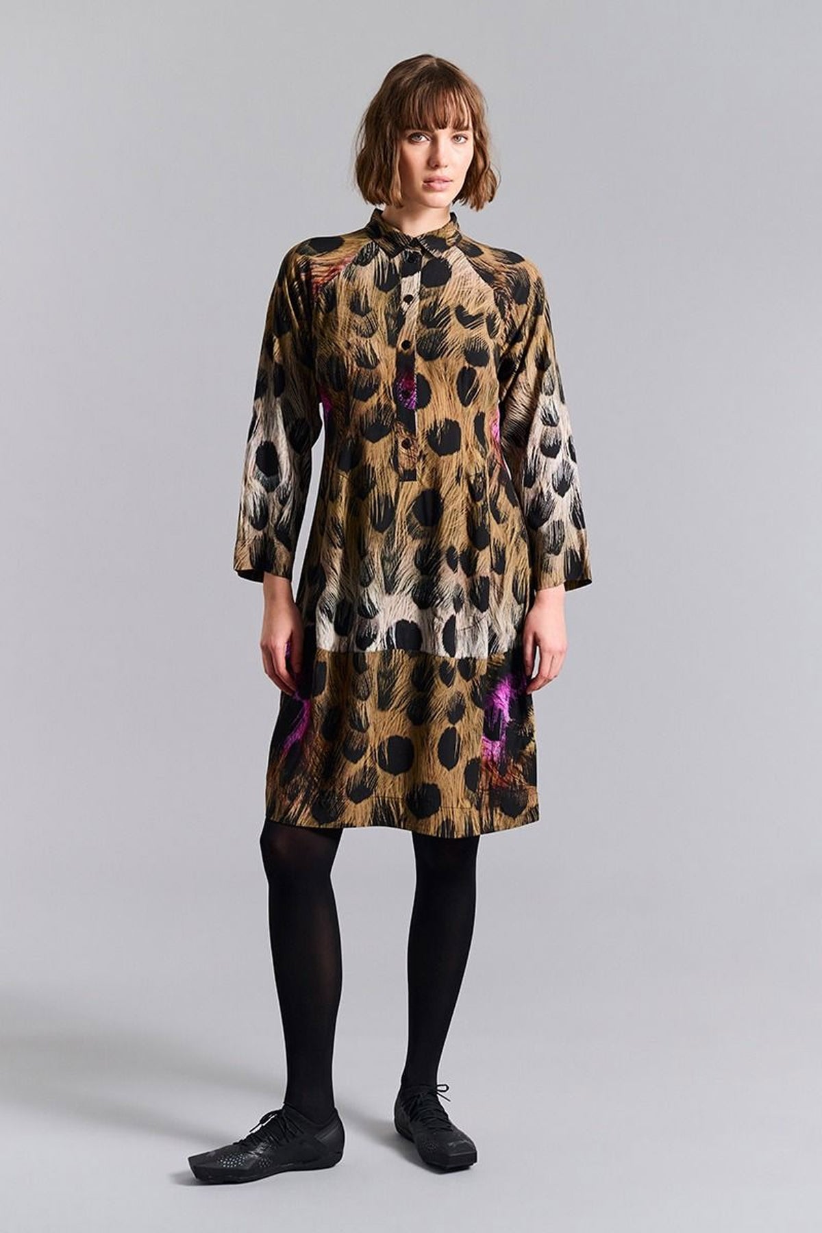 Haru FSC raglan kjole EYE OF THE TIGER - 259-2337-5541