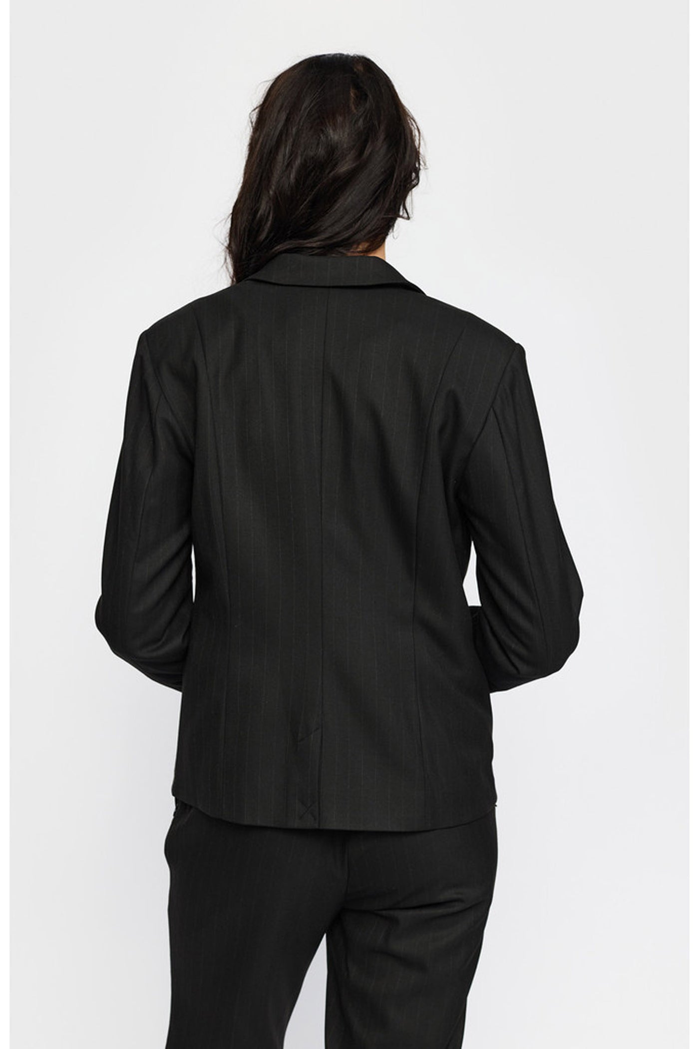 ILLIE PIN BLACK PIN - 1021308