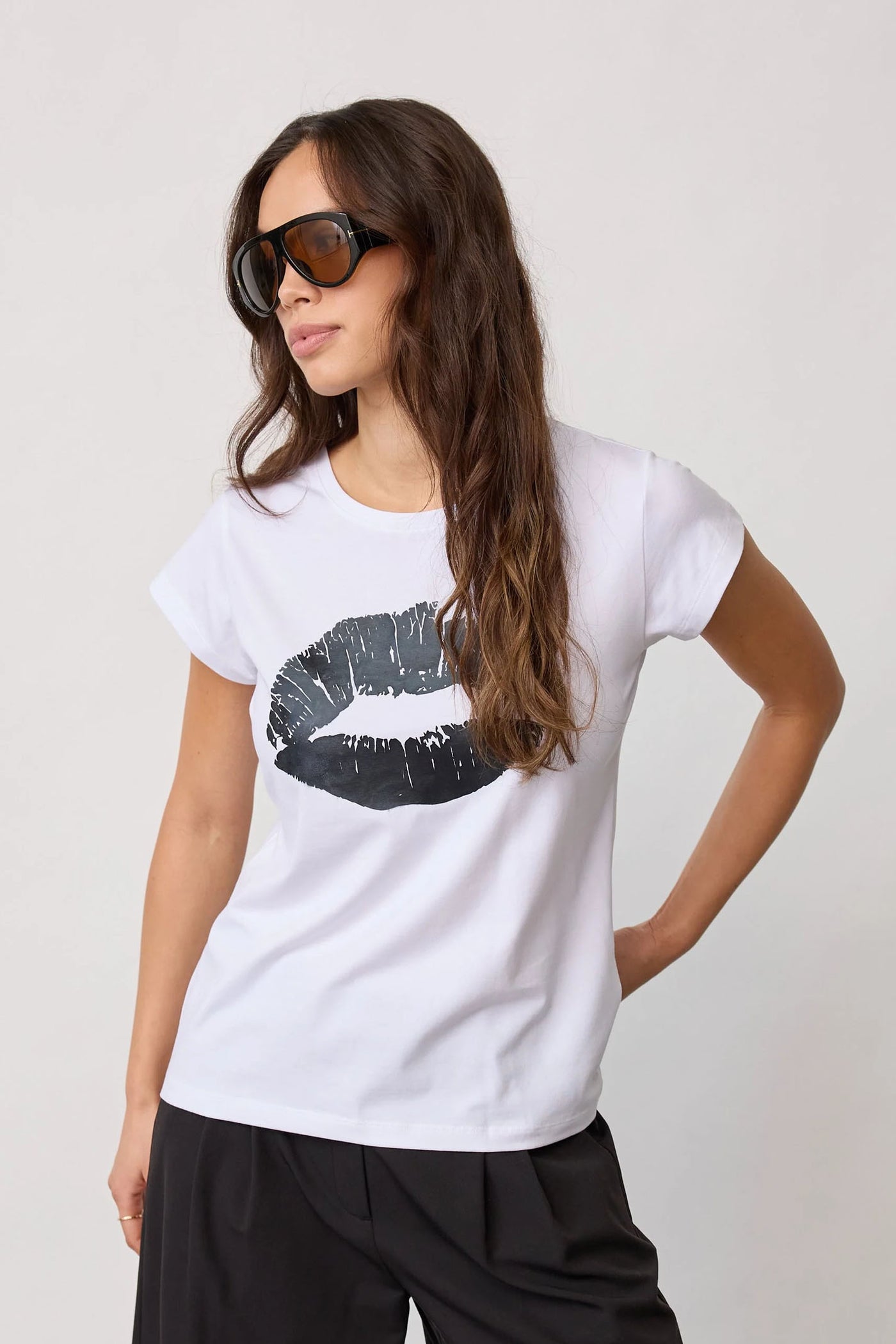 KissCC New Tee 96-Black - 43099