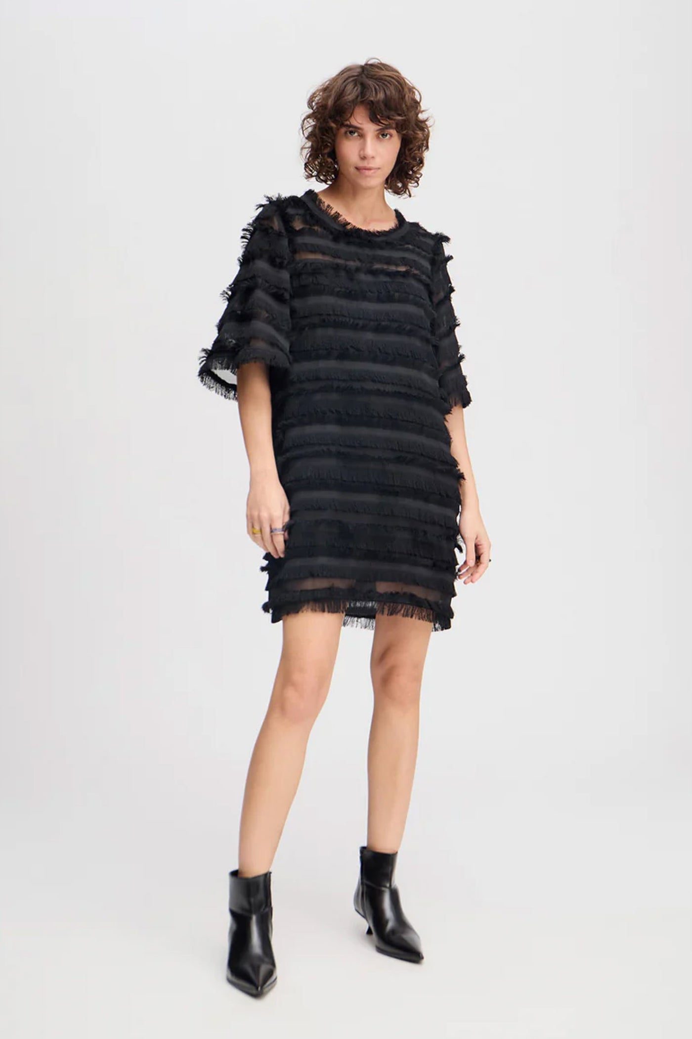 LEVONDA 2-Black - 1317/25328