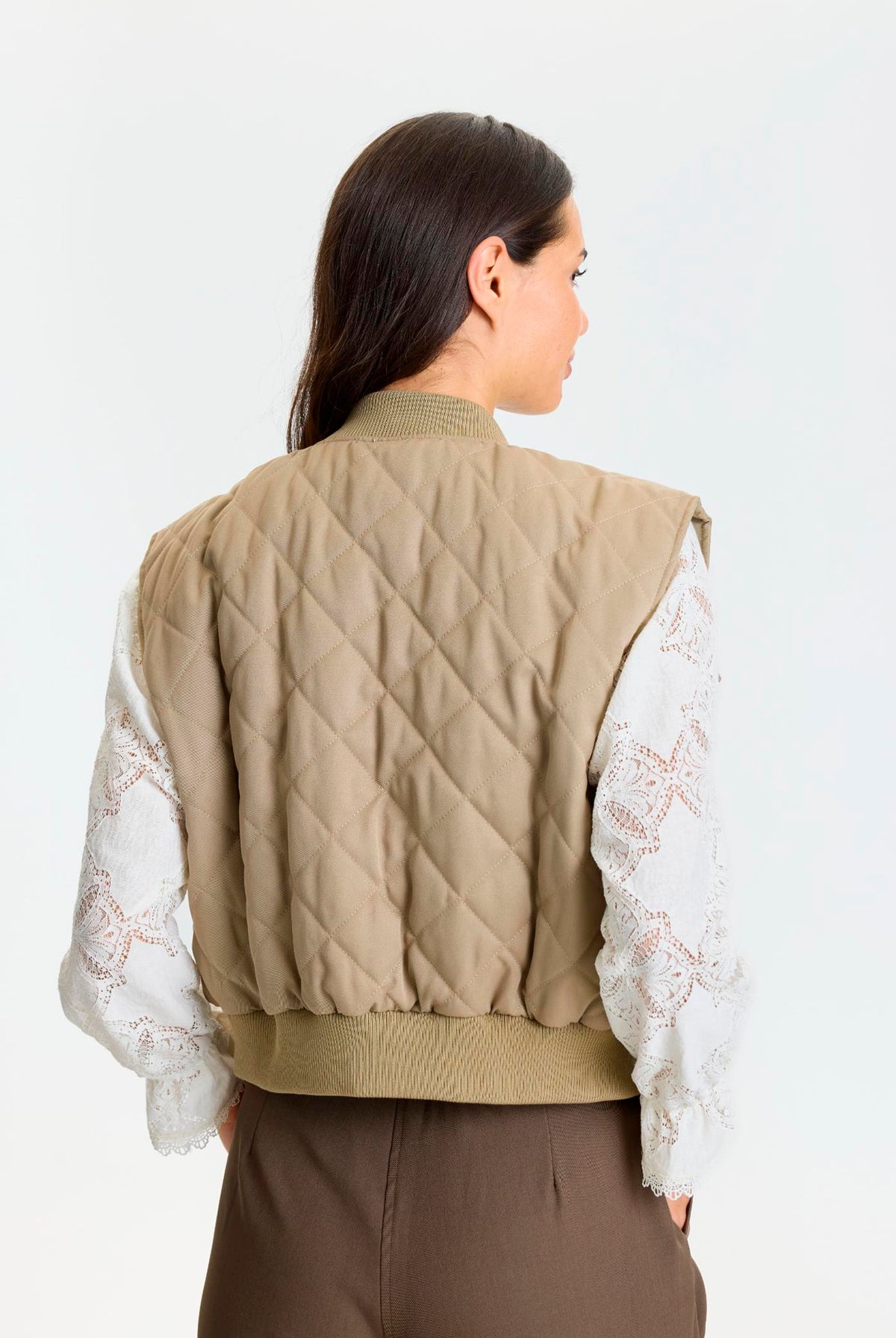 Davina vest Dark Sand - 17275