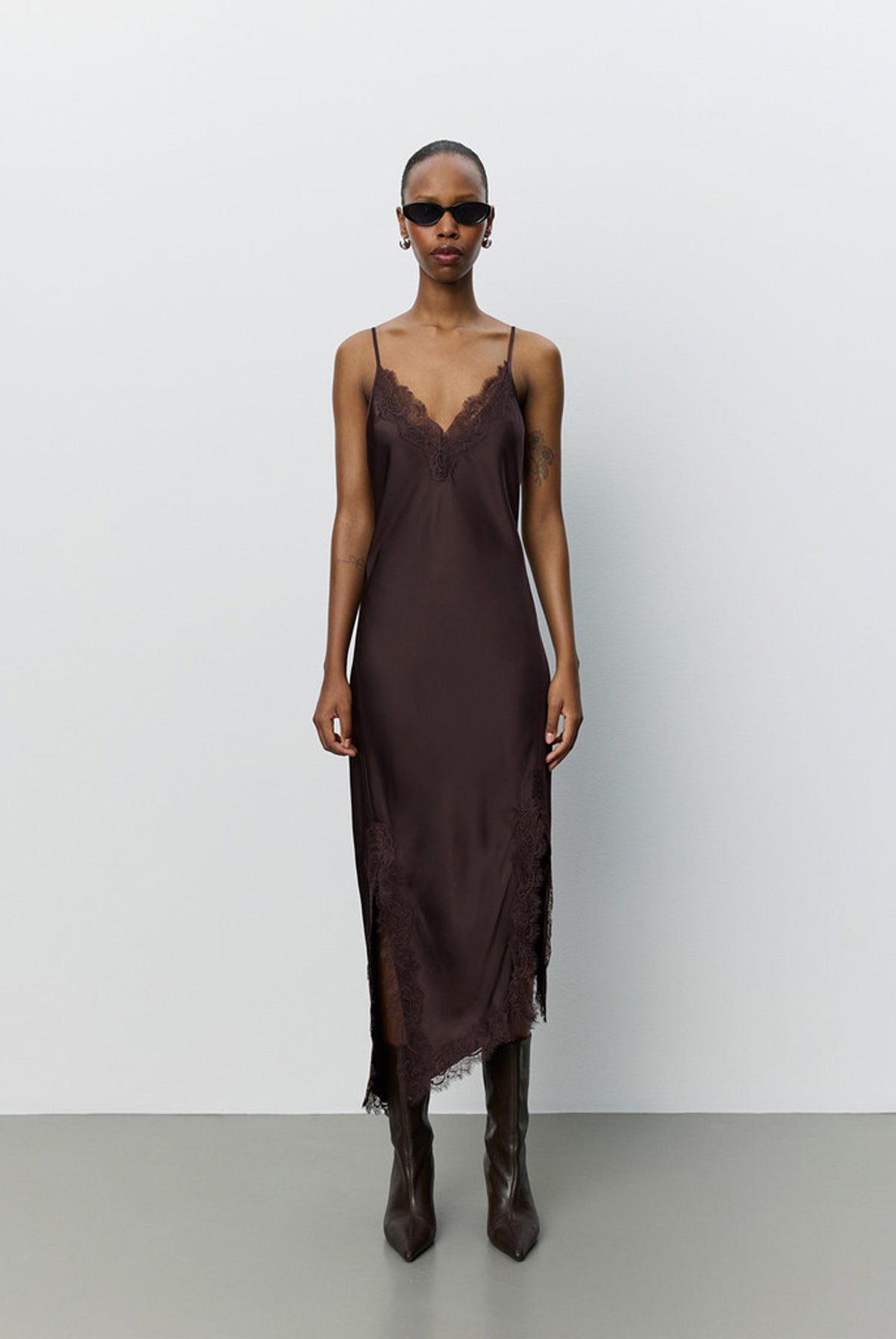 LOUNELLESW SATIN LACE SLIP DRE 7168 Dark Plum - S264140
