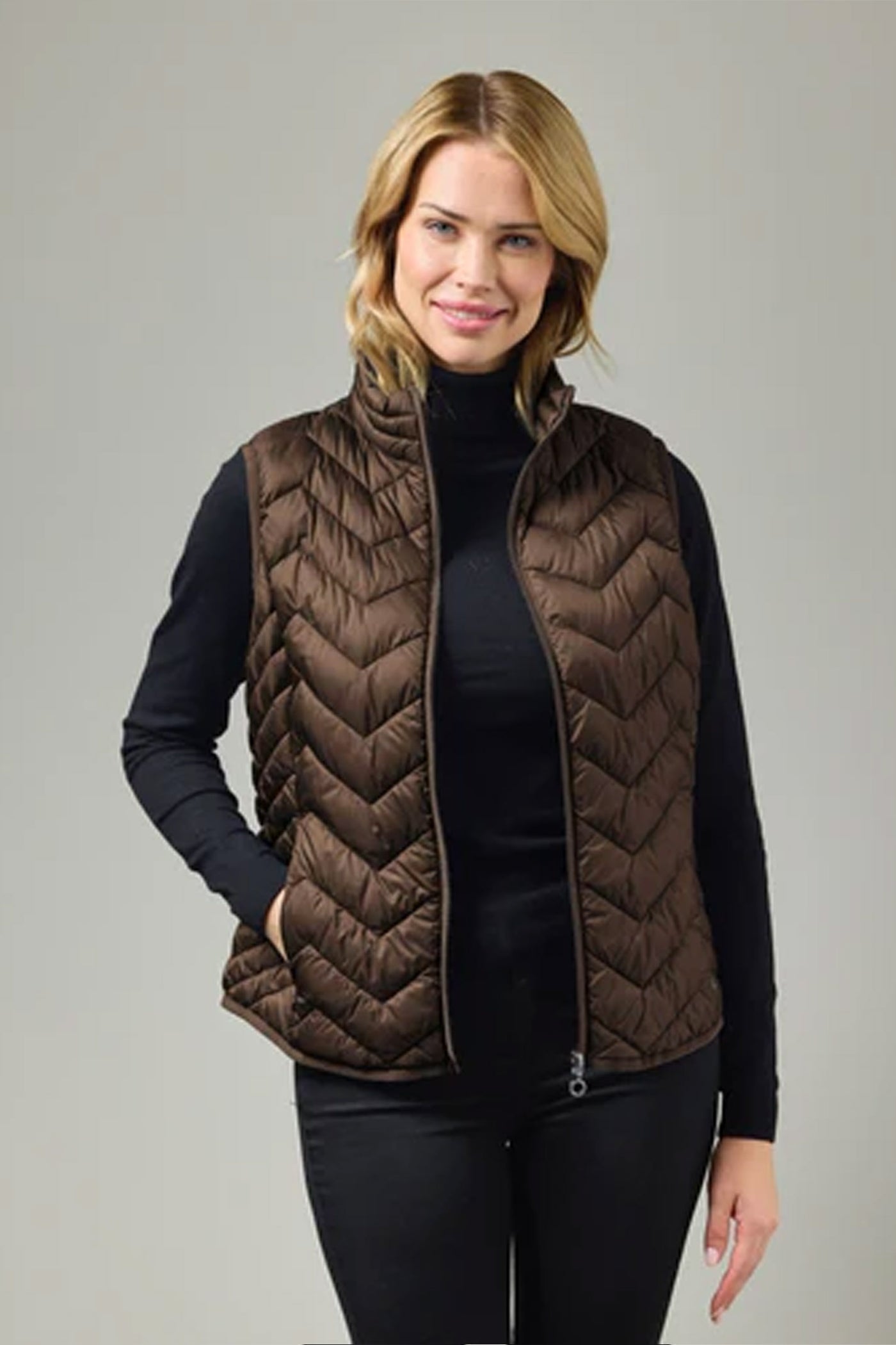Louise 64-Brown - 0226-4040-62