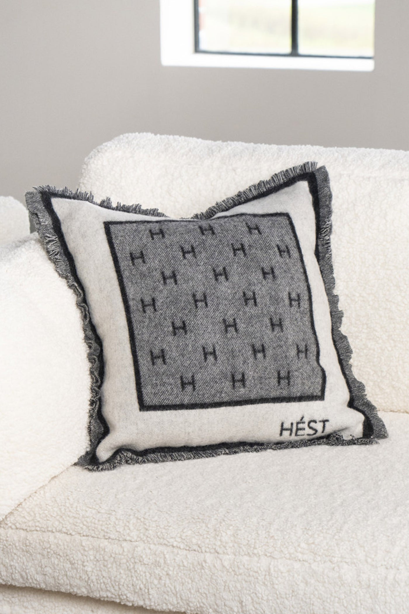 MANON Pillowcase 9000 Jet Black - 2540450804