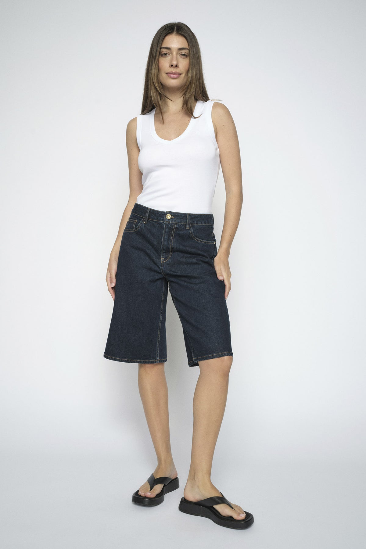 MMMathilde Urban Shorts DARK BLUE - 178890