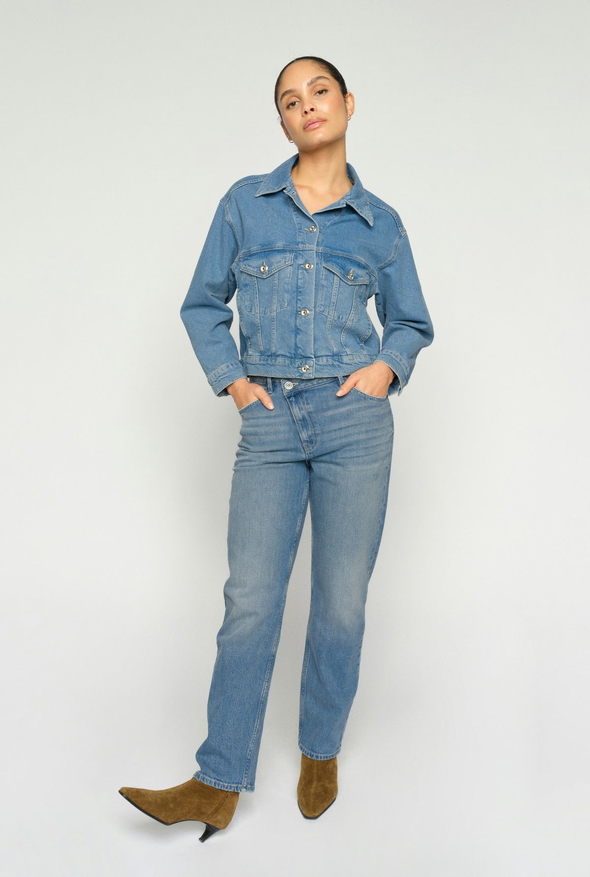 MMRachel Slanted Jeans Mid Blue - 178150