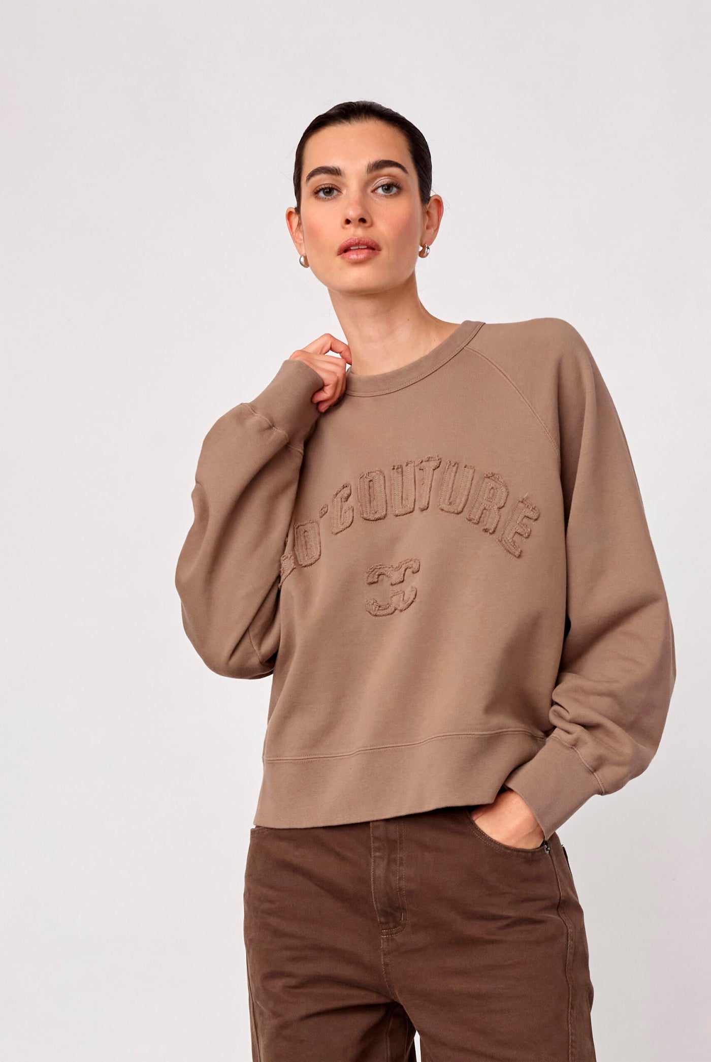 ErisCC Co'couture Patch Swea 20009-Walnut - 500413