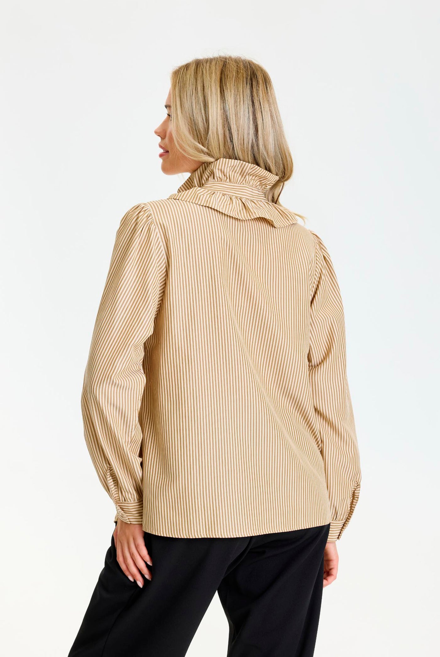 Vera shirt SAND - 17287
