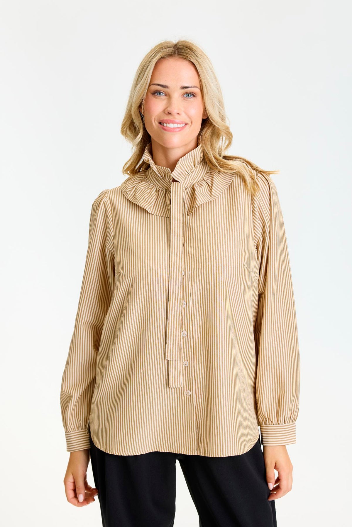Vera shirt SAND - 17287
