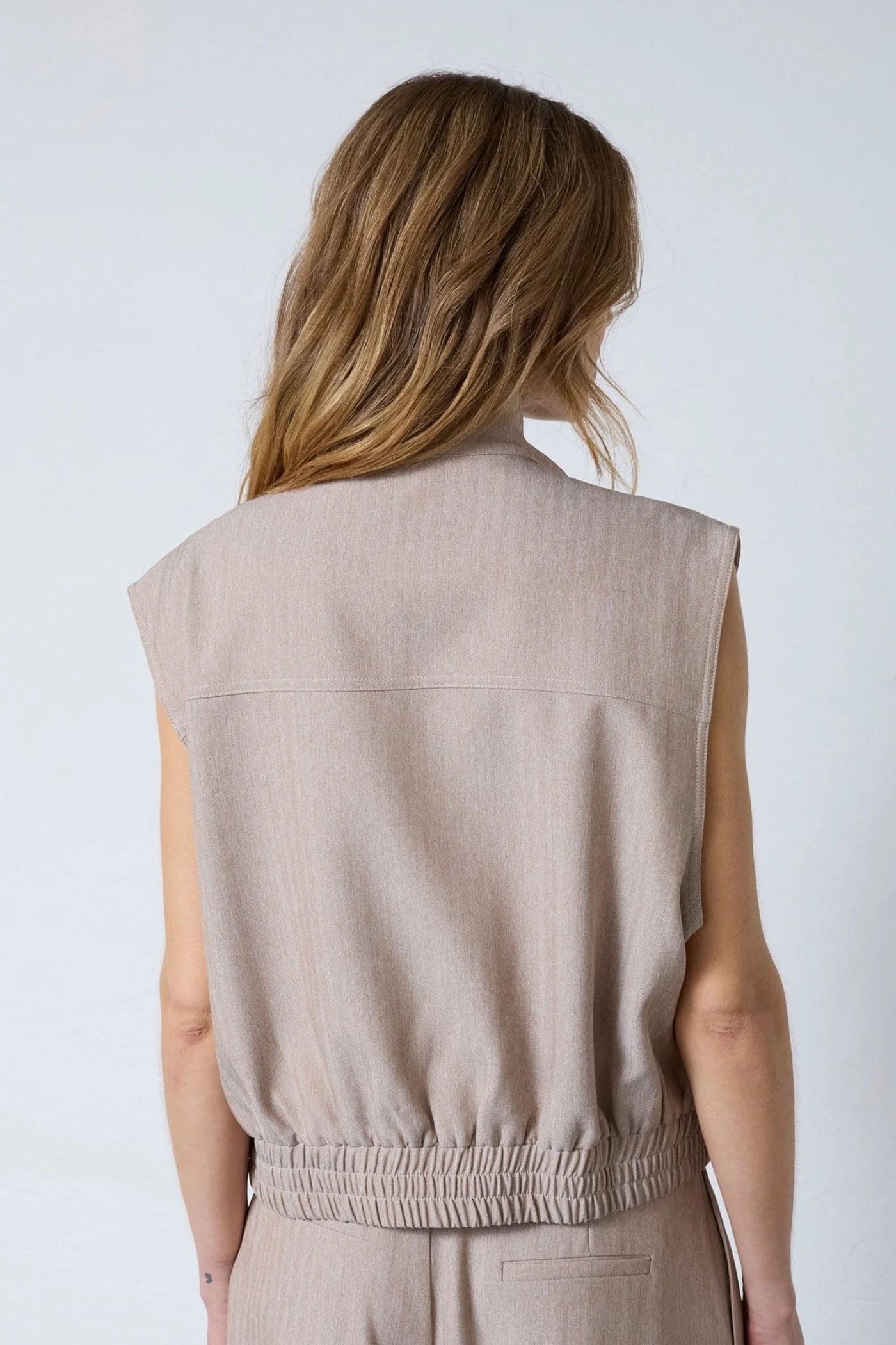 MarloCC Vest 18-Sand - 40063