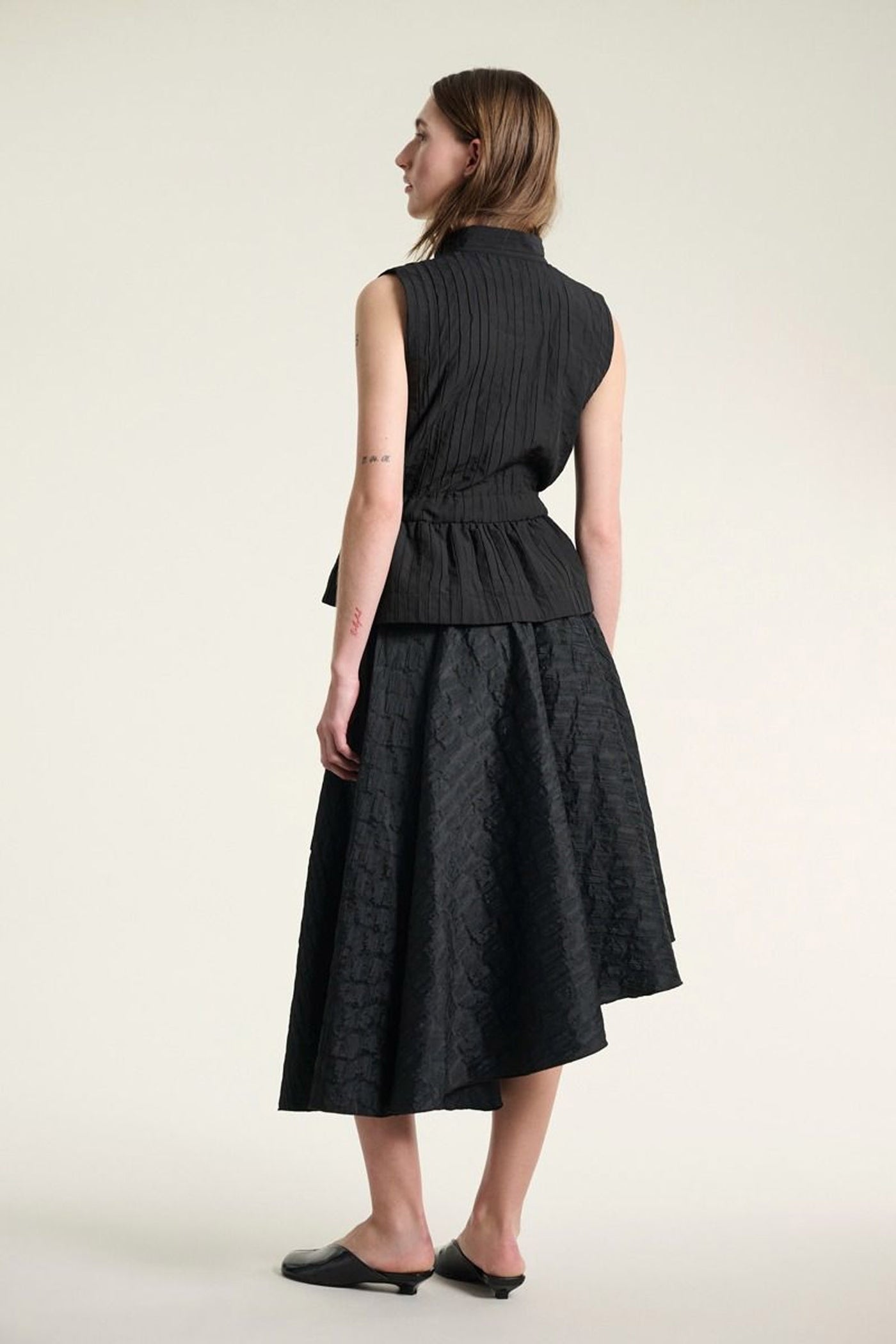 Nijuso Ærmeløs top Black - 261-2460-5581