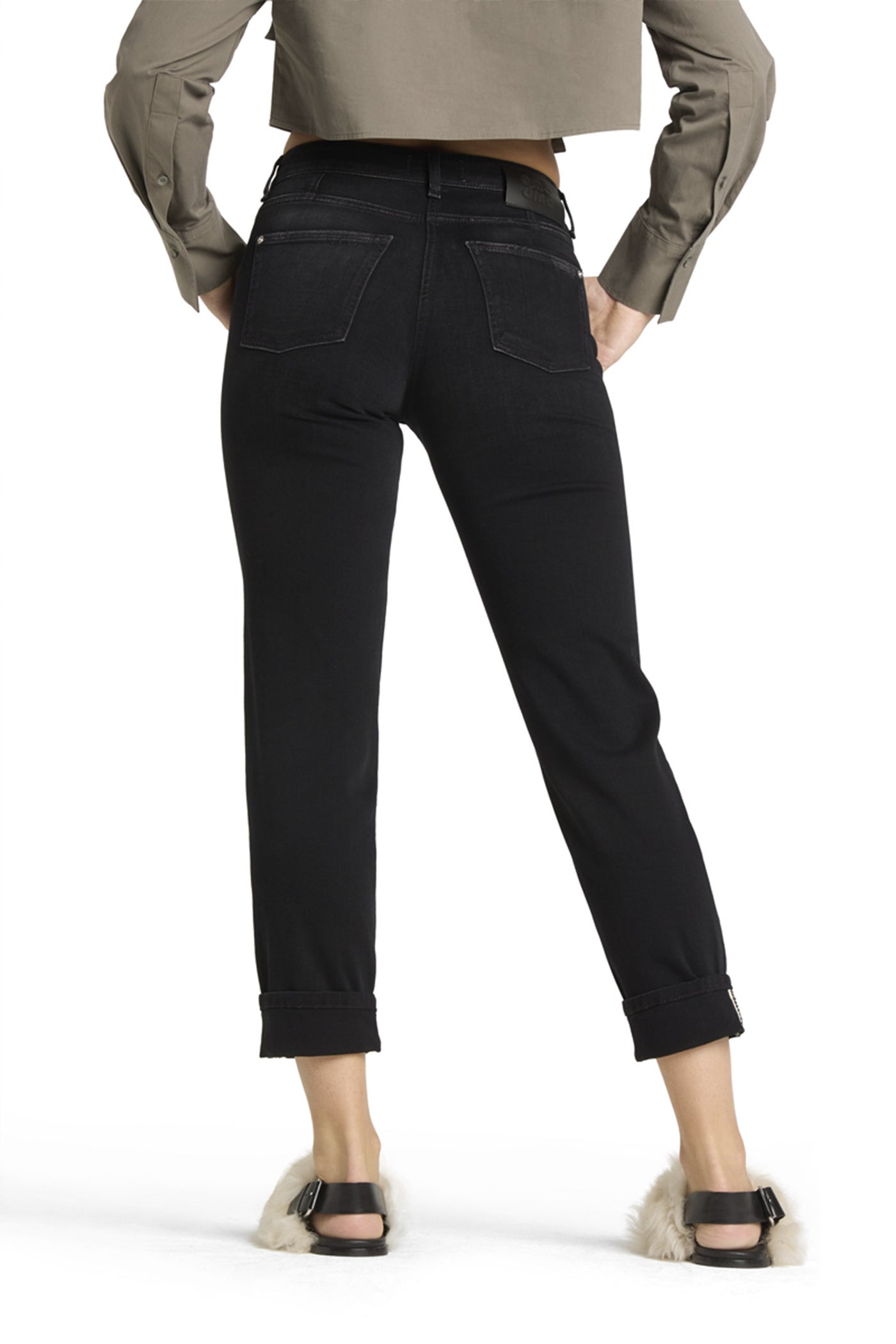 PEARLIE Black - 0072/54 9268