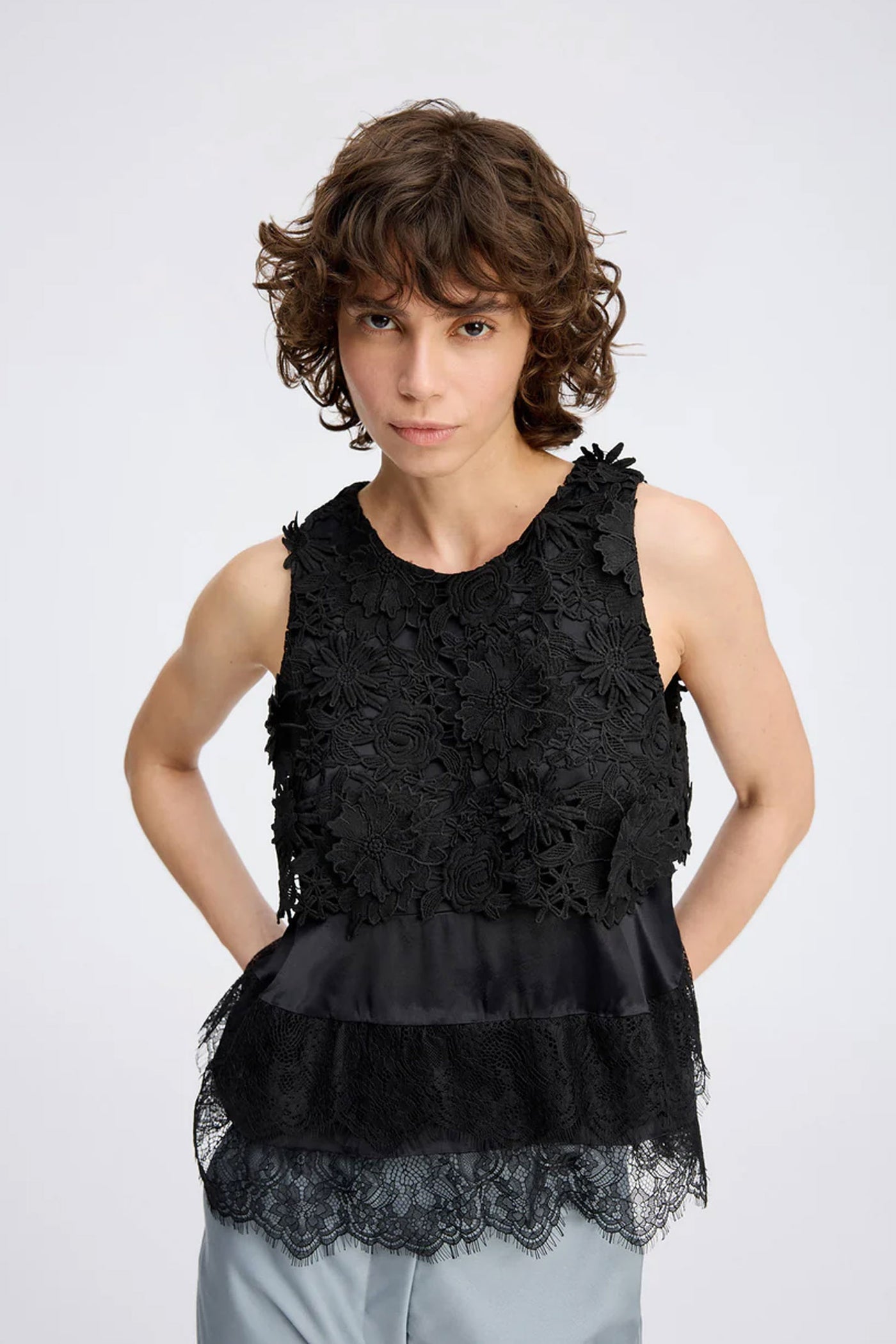 RACHINE 2-Black - 1025/25443