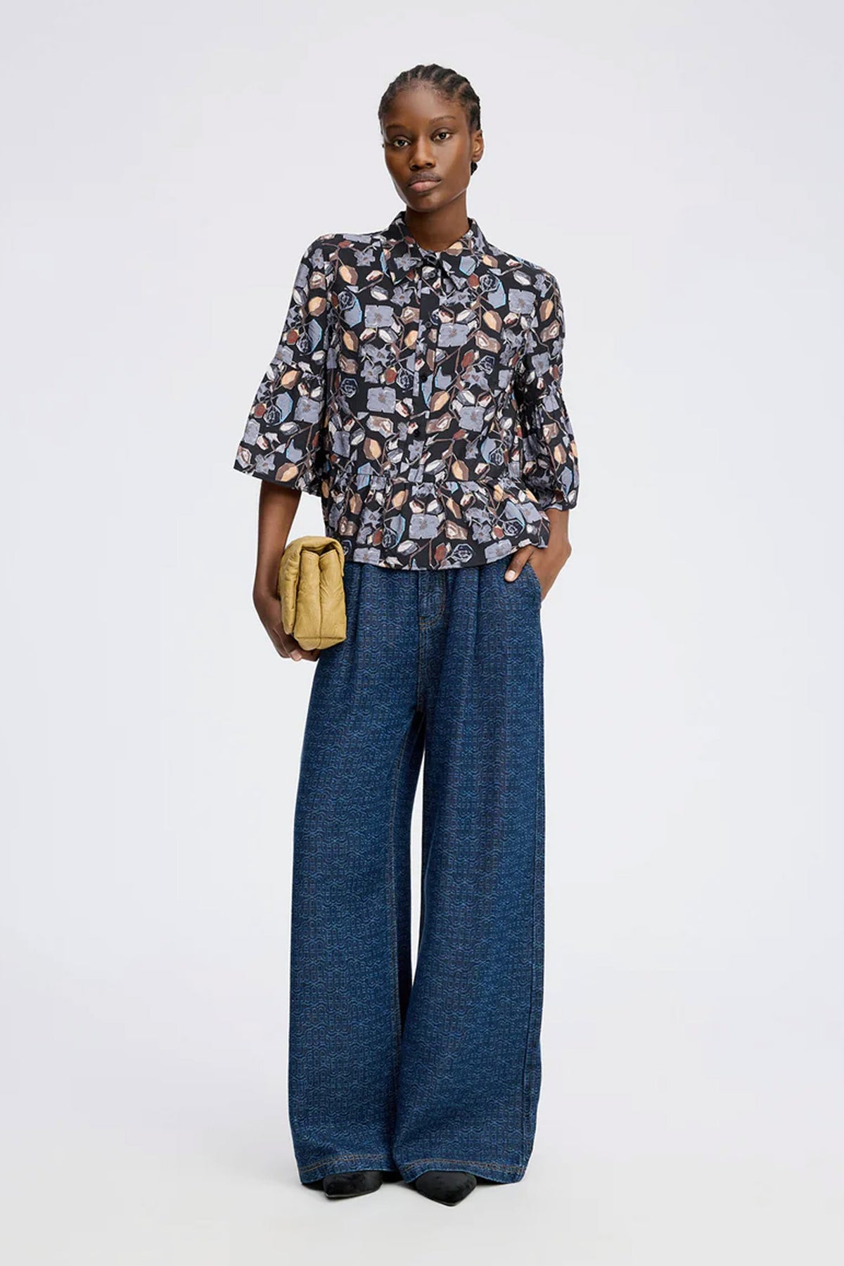 ROSEWELL 2-Black - 1015/25419