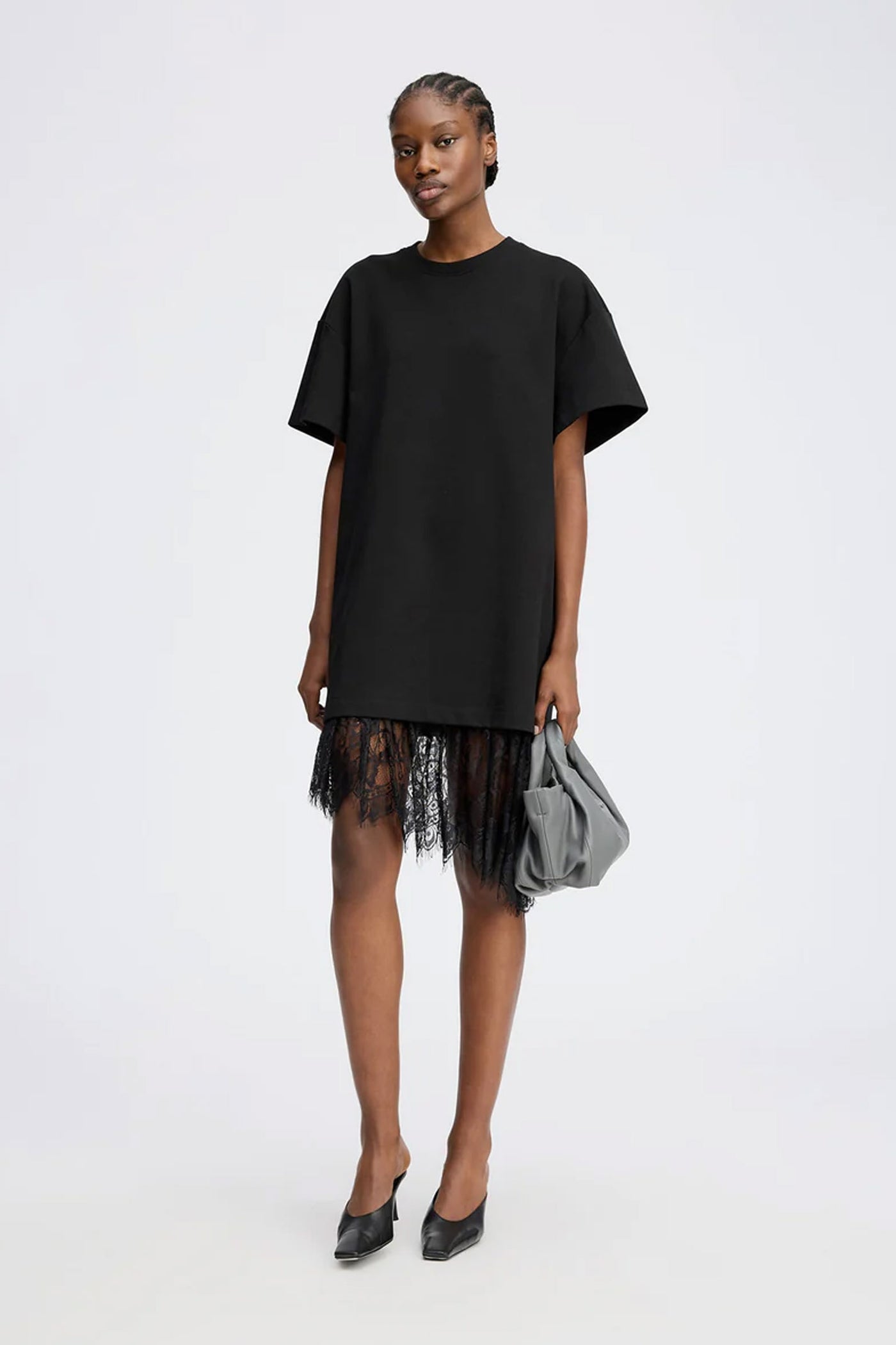 ROSIE 2-Black - 1320/25426