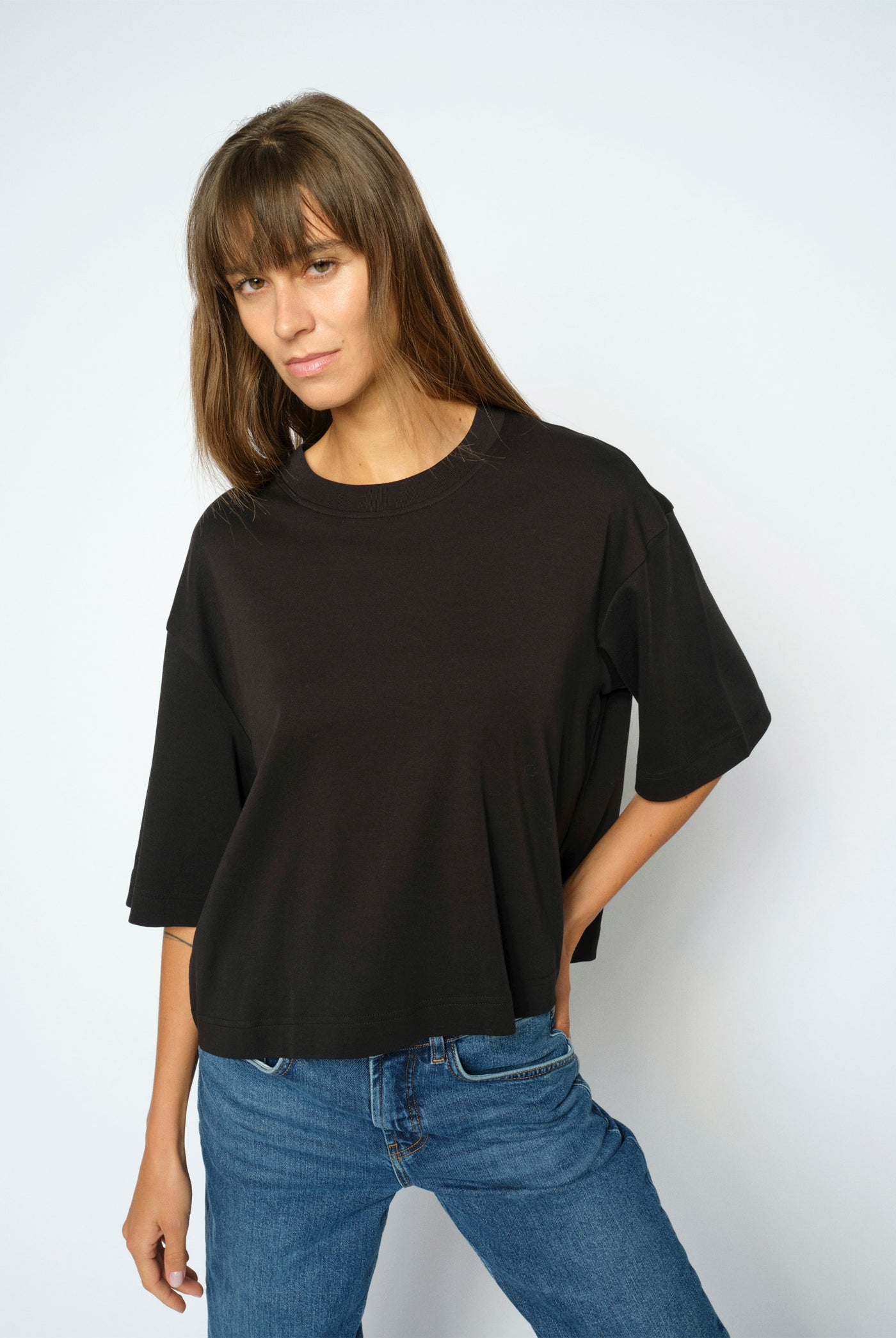 MMNatalie O-SS Boxy Tee Black - 183900