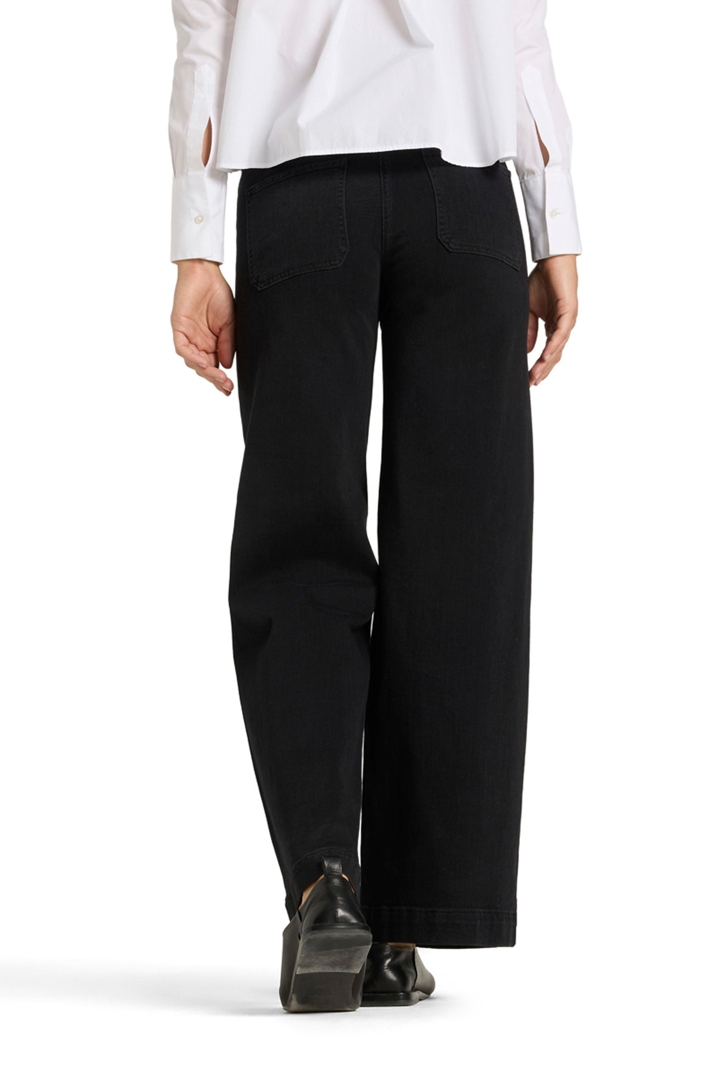 Ada Black - 0009 03 9250