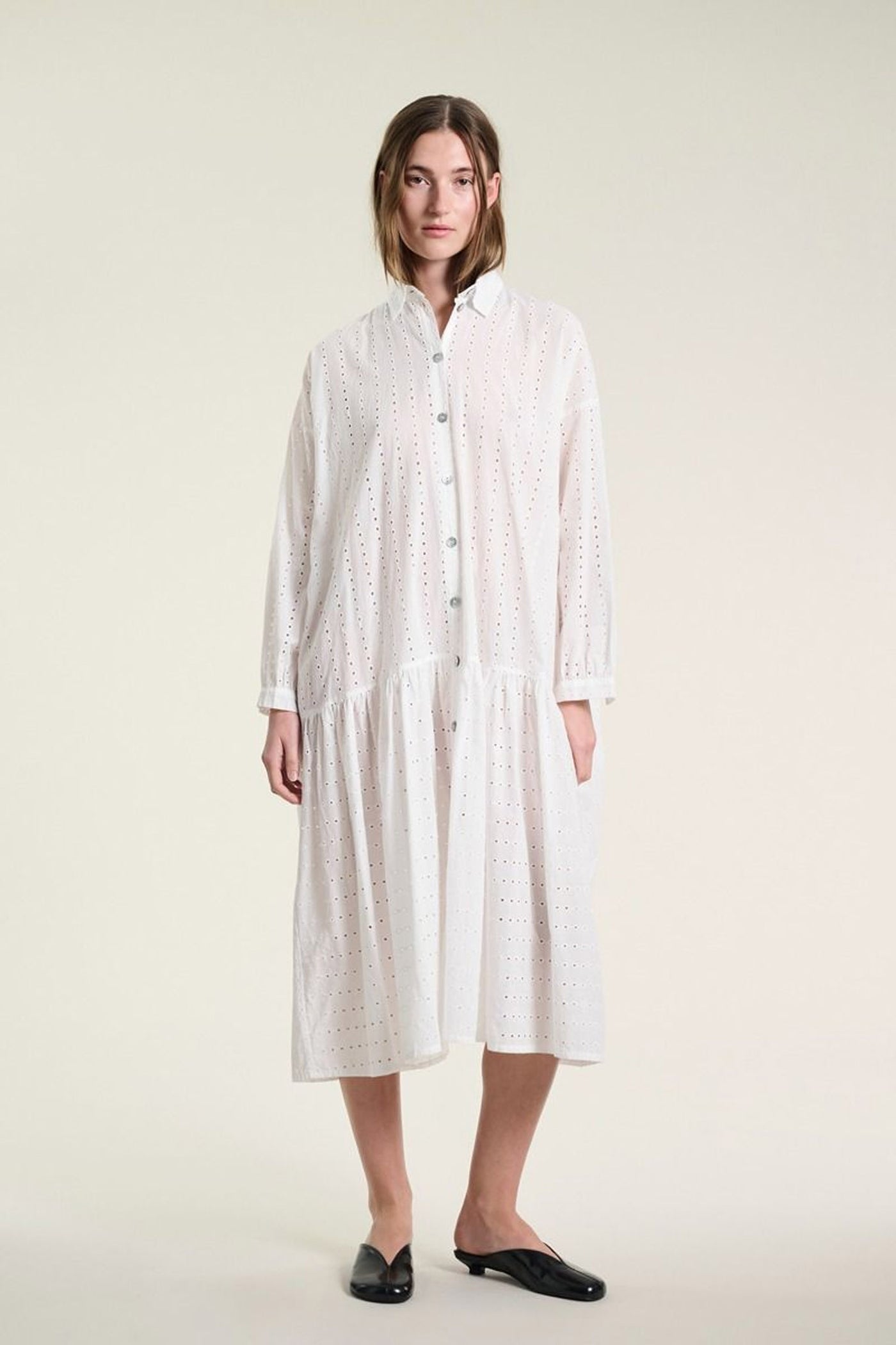Shushu kjole White - 262-2472-5724
