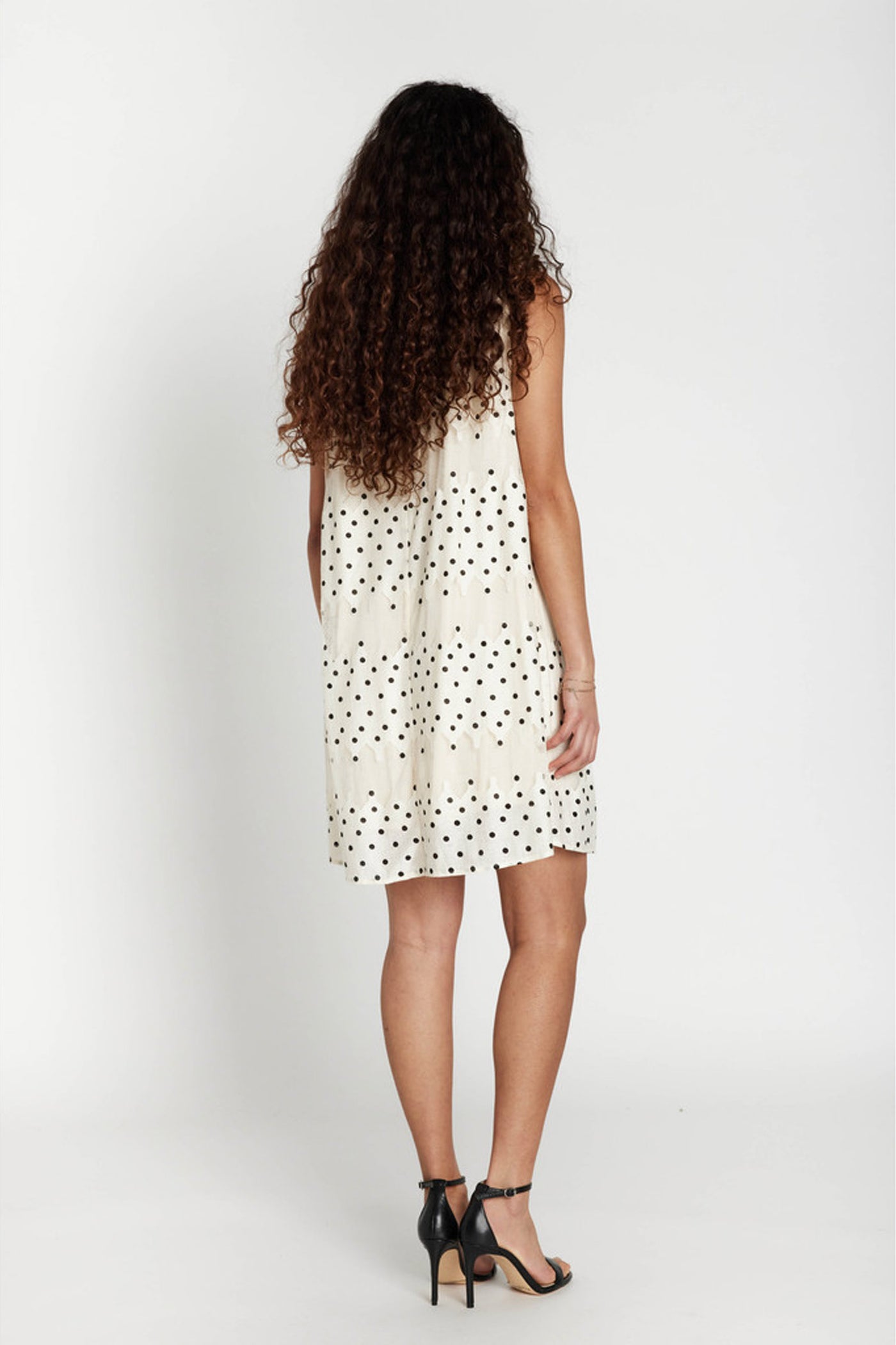 Tahinabbnarin Dress Dot - BBW5062