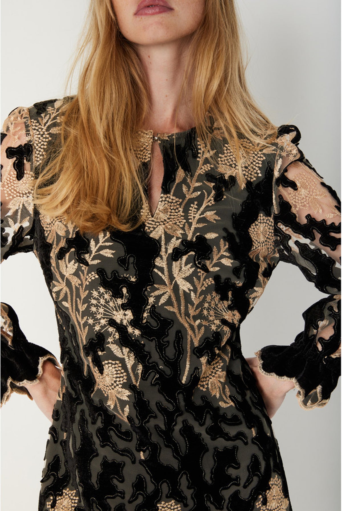 HydriaBBKela dress Black / Gold - BBW5239
