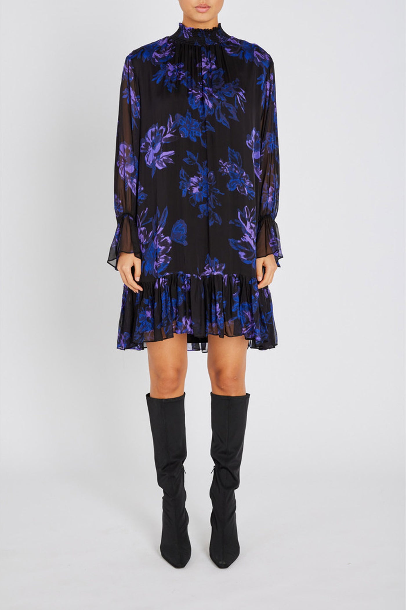 TrilobaBBViljas Dress Purple Flower - BBW4760