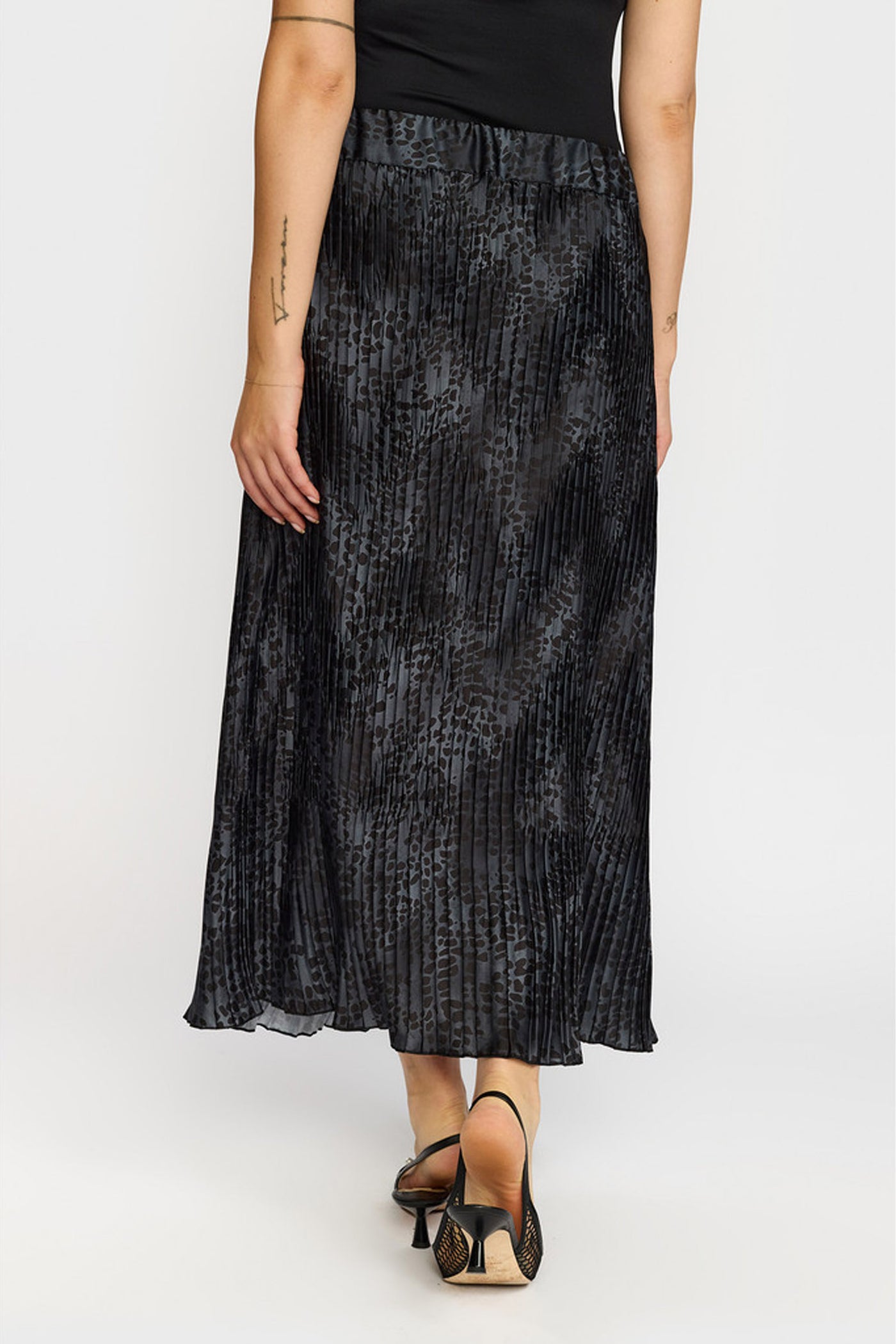 VESTA 807 BLACK - 1012666