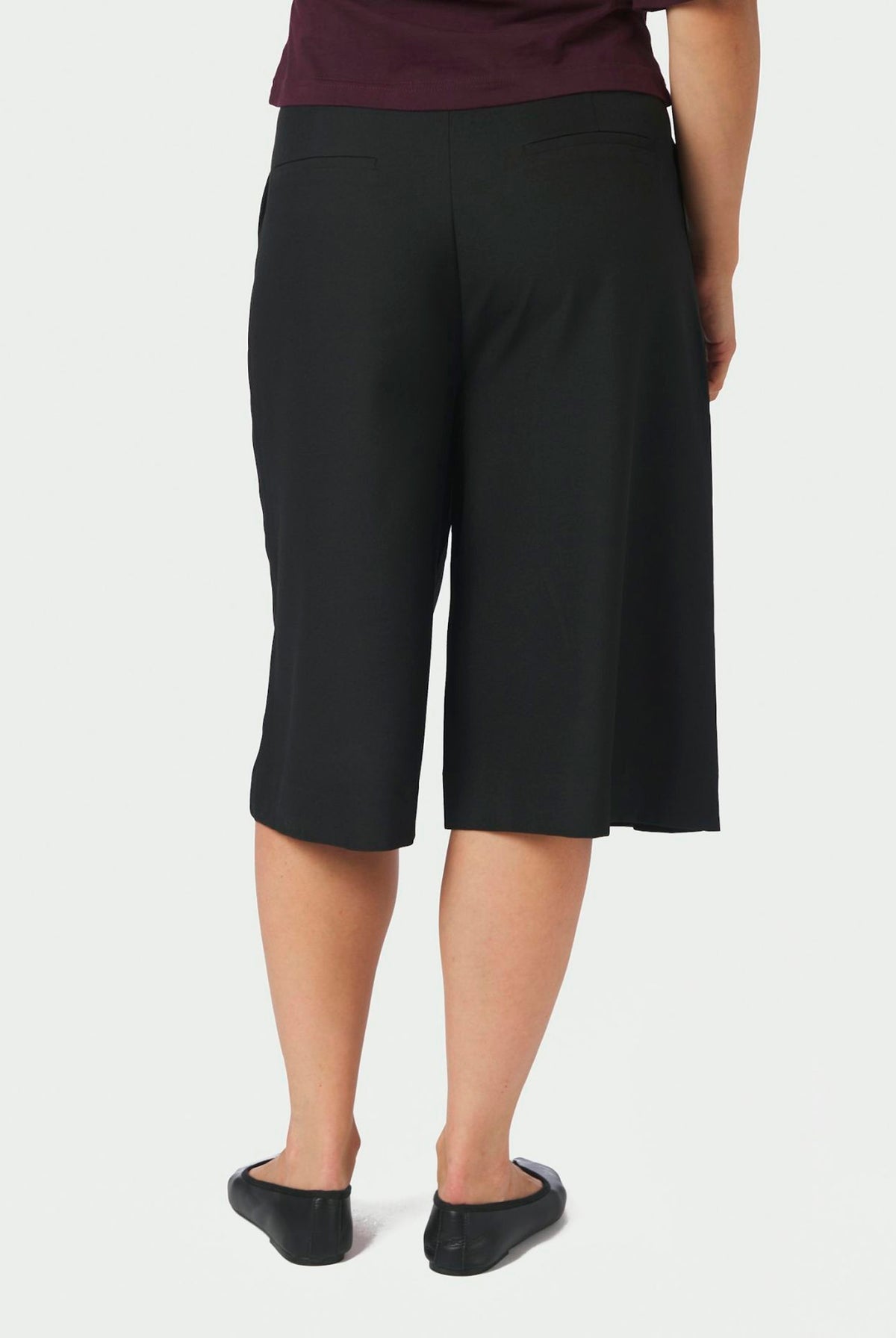 Rima Solid Shorts Black - 171228