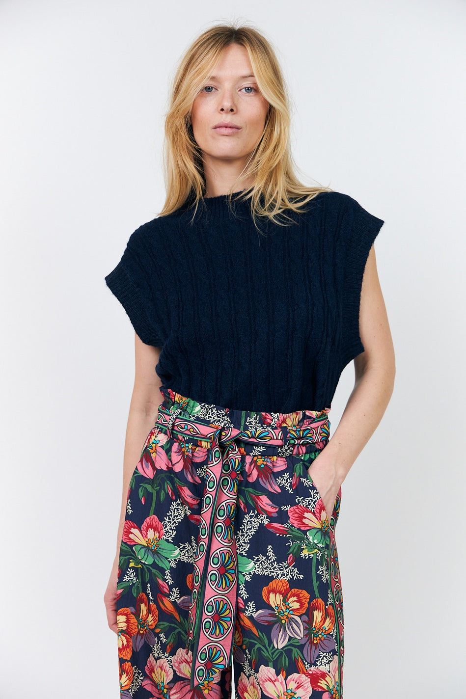 Finnll Knit Vest Sl Dark Navy - 26422-5027